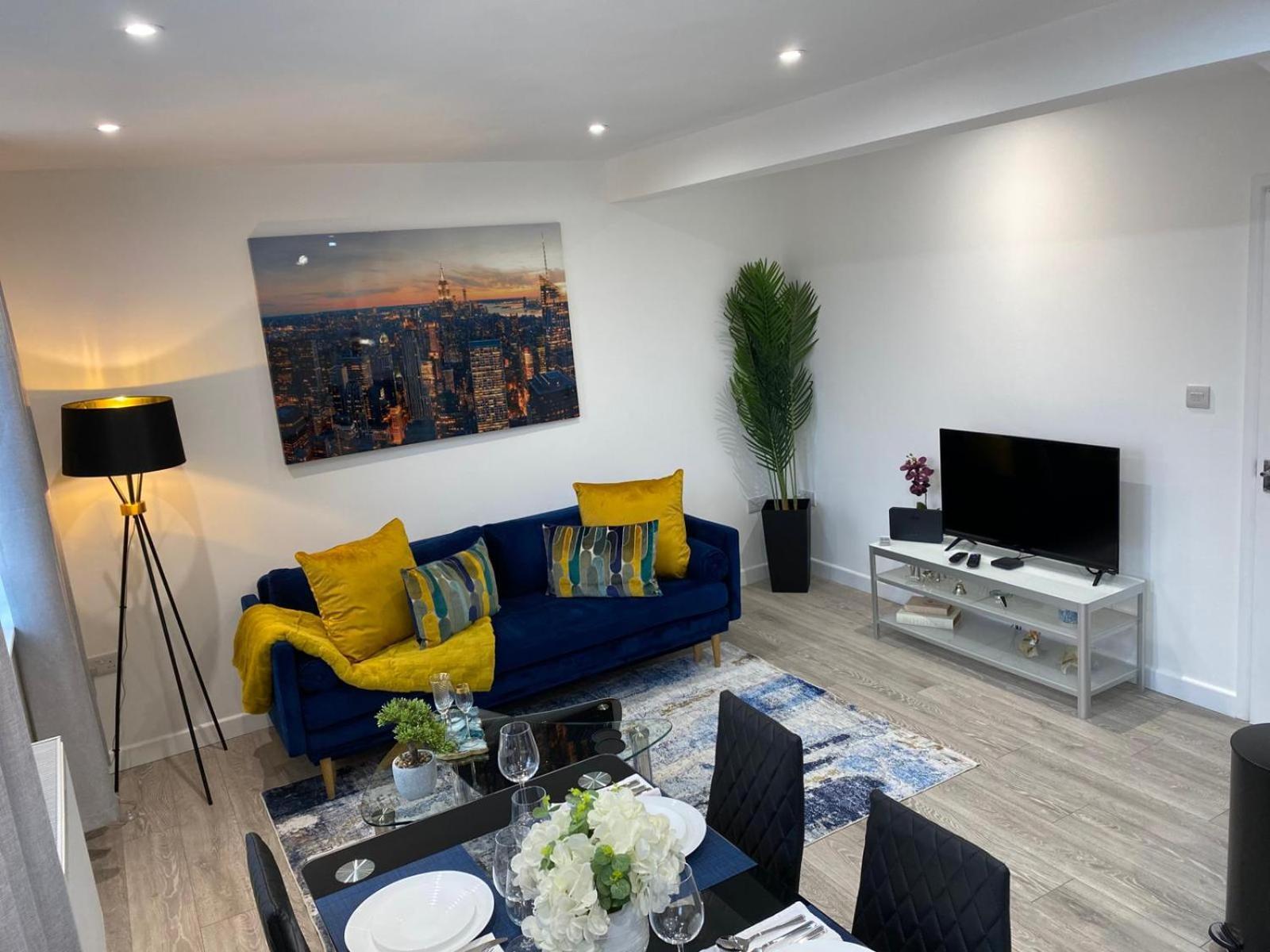 Stylish Apartment In Watford Watford  Exterior foto